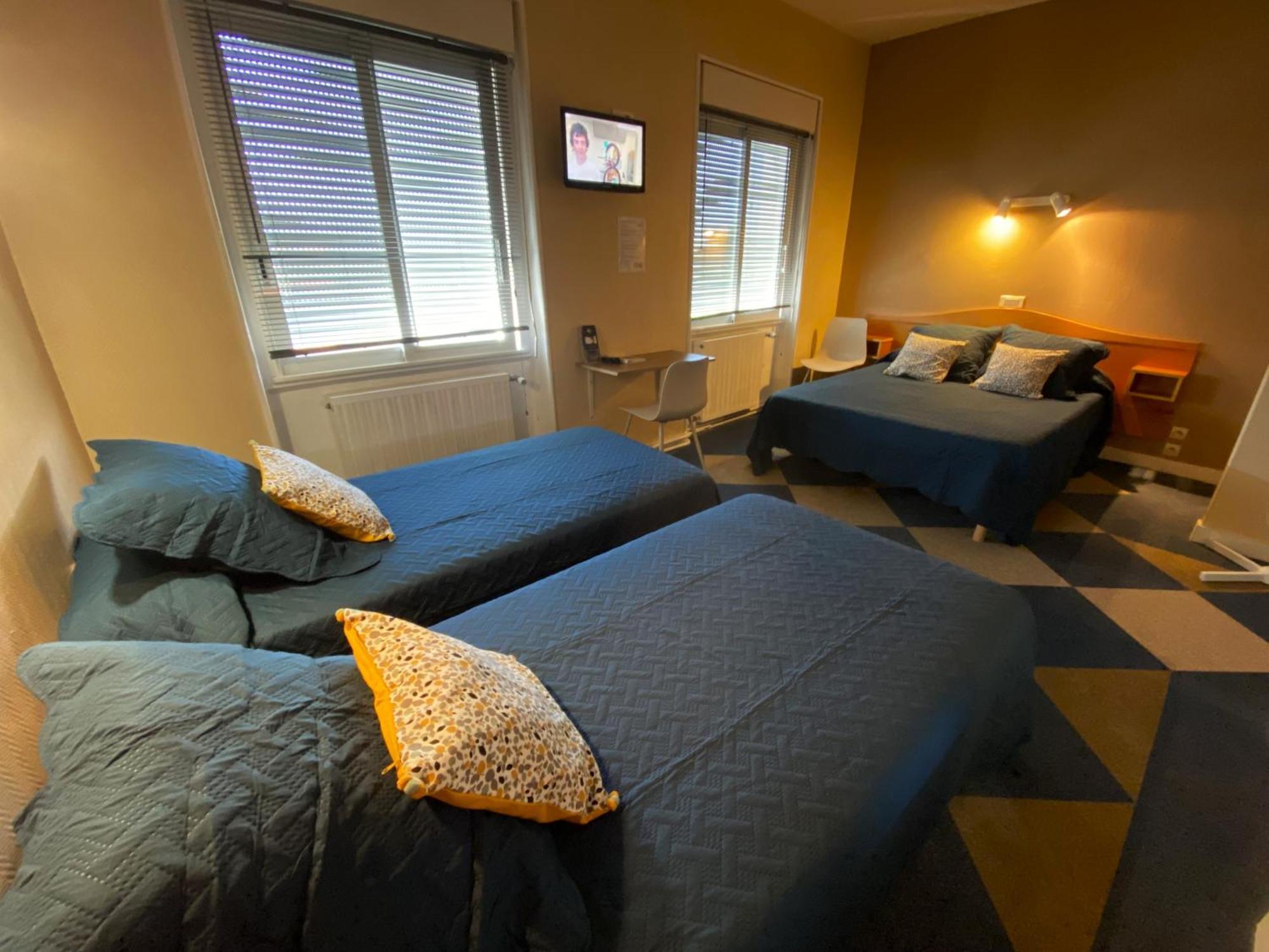 Hotel Le Pasteur 로양 외부 사진